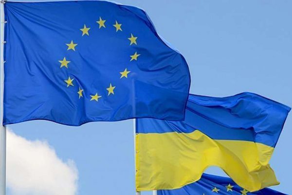 ЕС выделит десятки миллионов долларов на укрепление обороны Украины