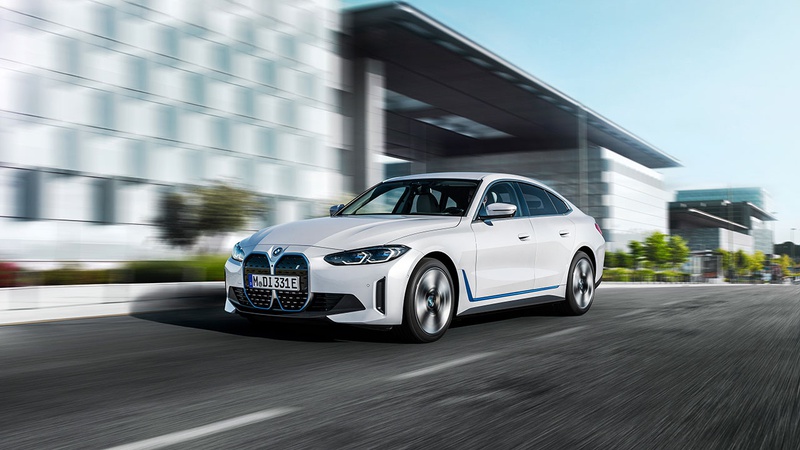Выйдет удешевленная версия электромобиля BMW i4