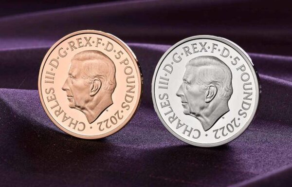 В Британии показали, как будут выглядеть монеты в честь Чарльза III