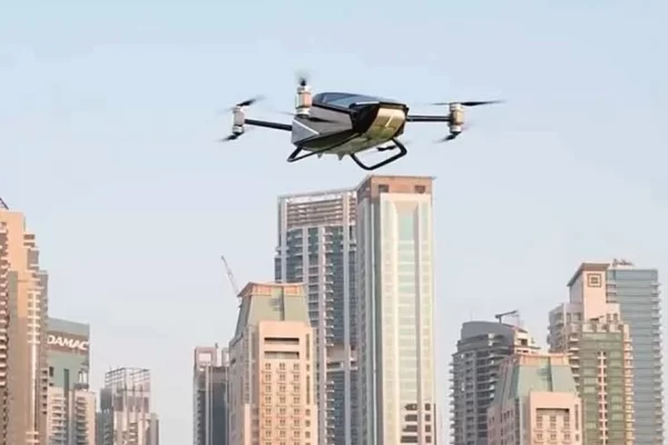 В Дубае презентовали летающий автомобиль
