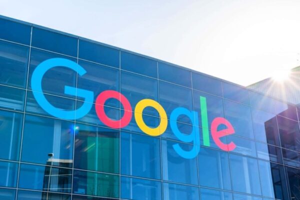 Украина вошла в тройку популярных поисковых запросов Google