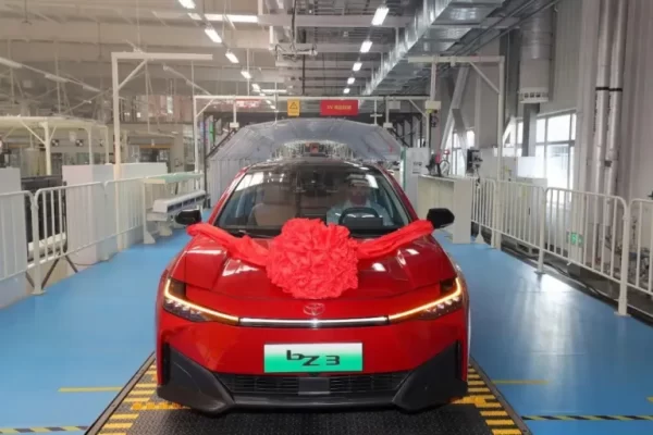 В Китае стартовало производство электромобиля Toyota BZ3